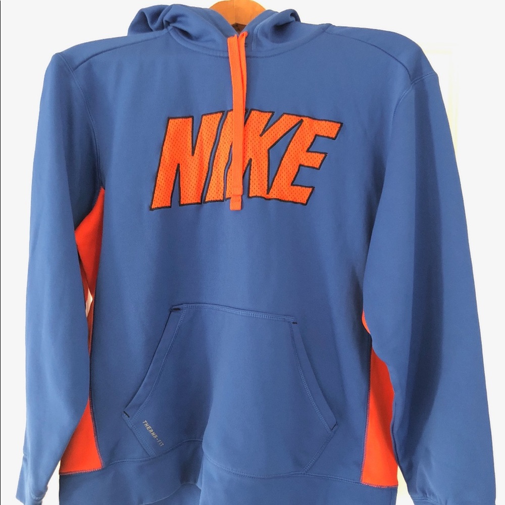 Nike Therma-Fit sweatshirt